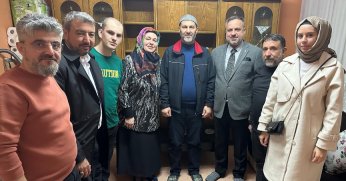 AK Parti tüm kadrolarıyla İzmit’i arşınlıyor