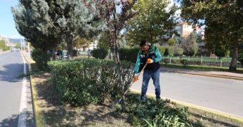 Derince’de Çalışmalar Kent Genelinde Sürüyor