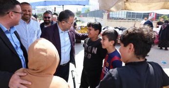 Başkan Gökçe’den Fatih’te Pazar Ziyareti
