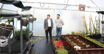 Derince Belediyesi Kendi Serasını Kurdu