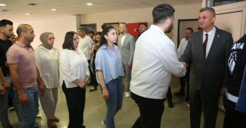 BAŞKAN SEZER PERSONELİ İLE BAYRAMLAŞTI