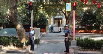 Büyükşehir Zabıtası ile okul yolu daha güvenli