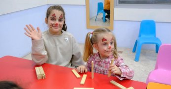 Büyükakın: “Kadınlar, hayatın  merkezinde yer alıyor”