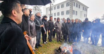 Vali Aktaş, Gölcük Panayır Mahallesi Hamsi Günü Programına Katıldı