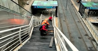 Şehir Hastanesi üst geçidinde konfor ve güvenlik artırıldı
