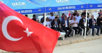 Gölcüklü Gazi ve Şehit Ailelerine Anlamlı Ziyaret