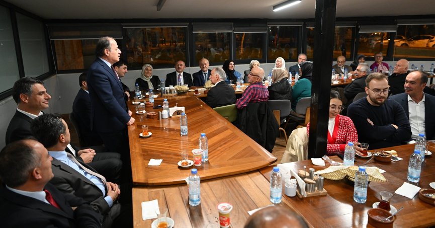 BAŞKAN KOCAMAN, “BİR ÖĞRETMEN BİR NESİL DEMEKTİR”