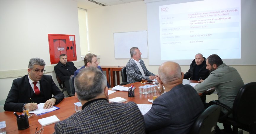 Yılbaşında eğlence merkezleri 03.30’a kadar açık