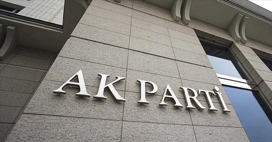 AK Parti Büyükşehir ve il adaylarını açıklıyor 