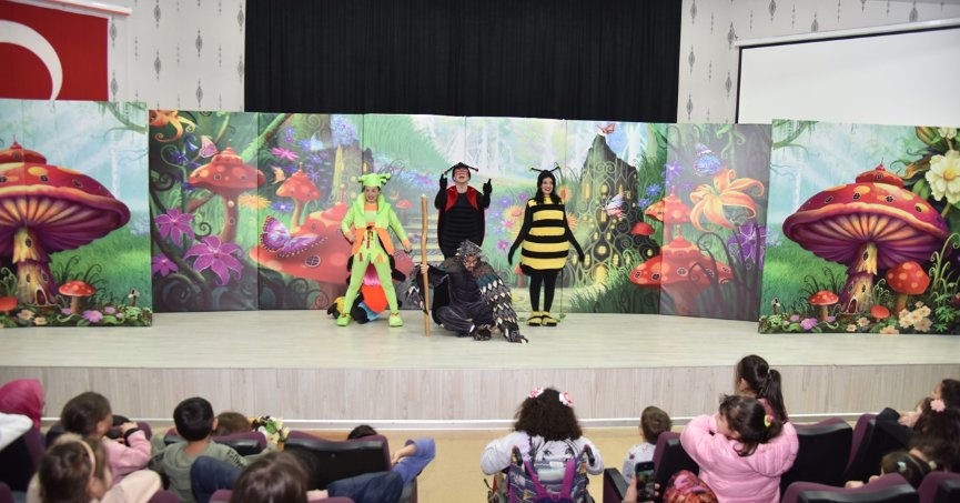 KARTEPE’DE ÇOCUKLAR DOYASIYA EĞLENDİ