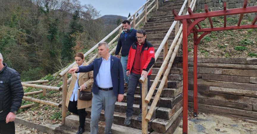 GÖLCÜK’TEKİ TARİHÎ HAMAM GENÇLERE HİZMET EDECEK