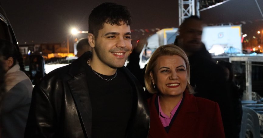 Geleneksel Kadın Festivali’nde Emir Can İğrek rüzgarı