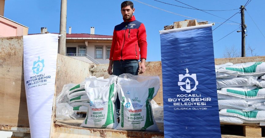 Büyükşehir’den çiftçilere % 50 hibeli gübre desteği