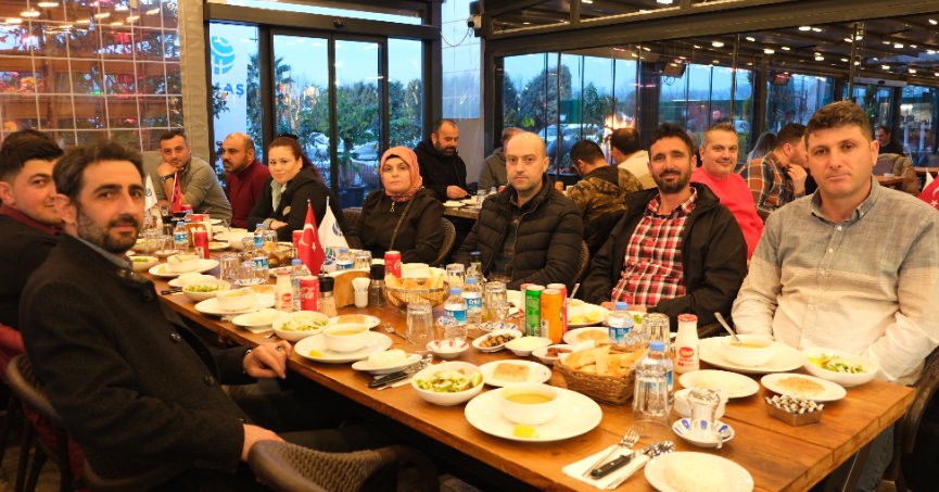 LİMAŞ çalışanlarına onur ve sadakat plaketi verdi
