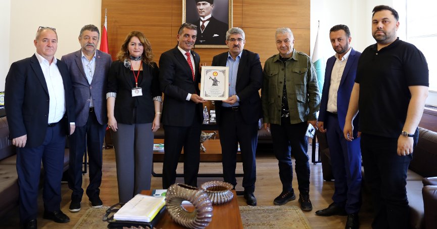 Müteahhitler Birliği, Müşavirler Derneği ve İç Mimarlar Odası’ndan KOTO’ya ziyaret