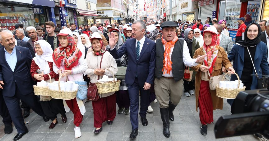 Büyükakın: Çiftçimize 5 yılda 1 milyar TL destek sağladık