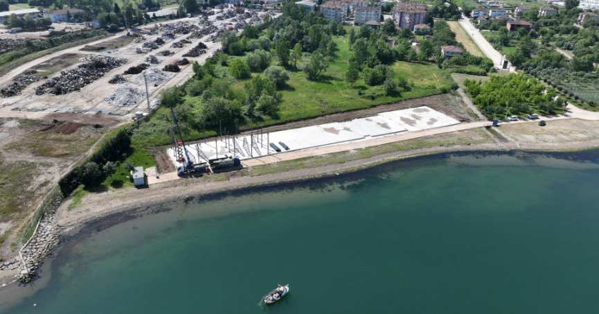 Başiskele Su Sporları Merkezine çelik kolon