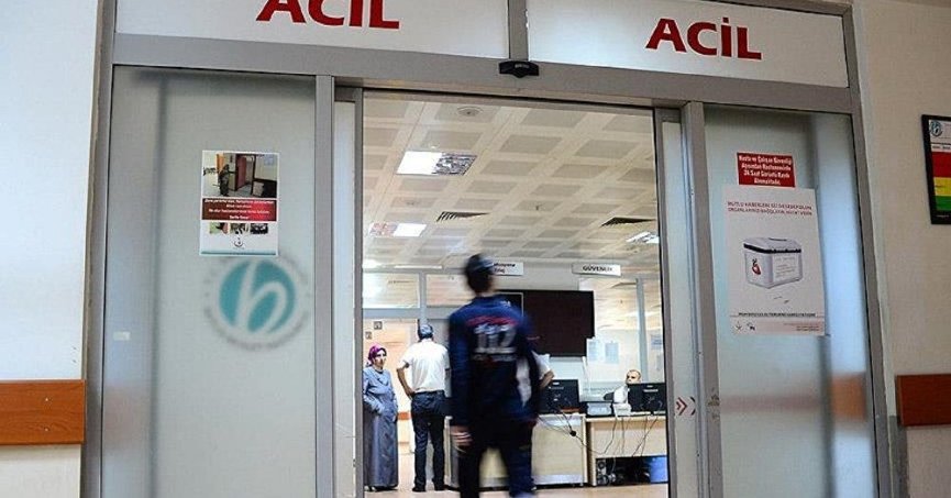 İzmit’te 6 katlı binanın çatısından düştü