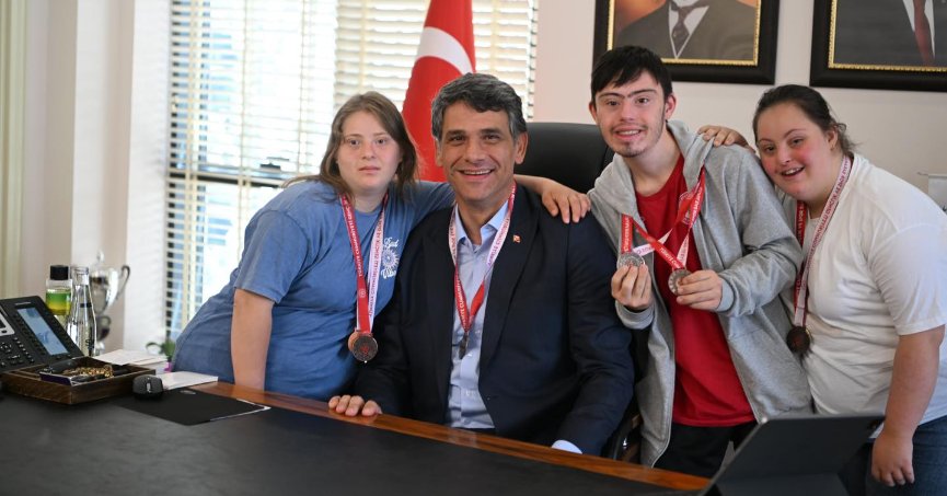 BAŞKAN KOCAMAN’DAN ÖZEL SPORCULARA SICAK KARŞILAMA