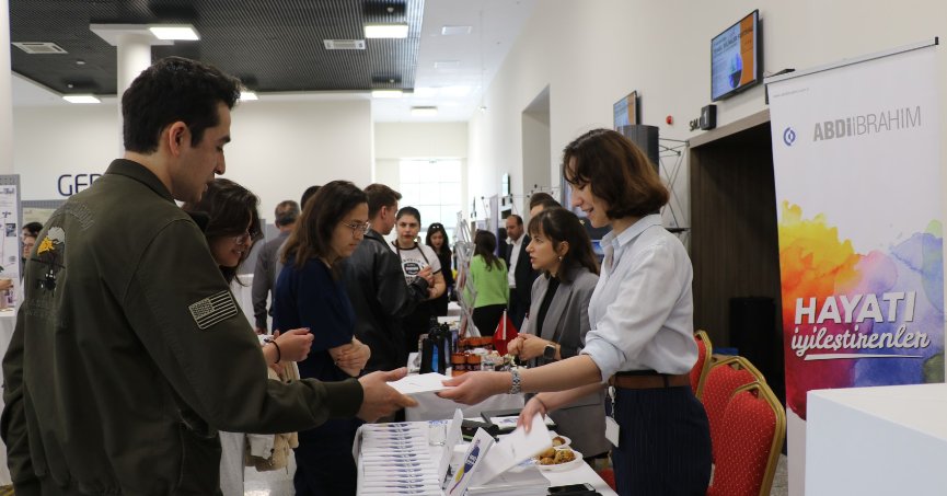 Akademi ve Sanayi Temel Bilimler Festivali’nde Buluştu