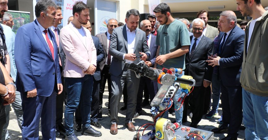 GTÜ Kampüsü’nde Genç Ofis açıldı