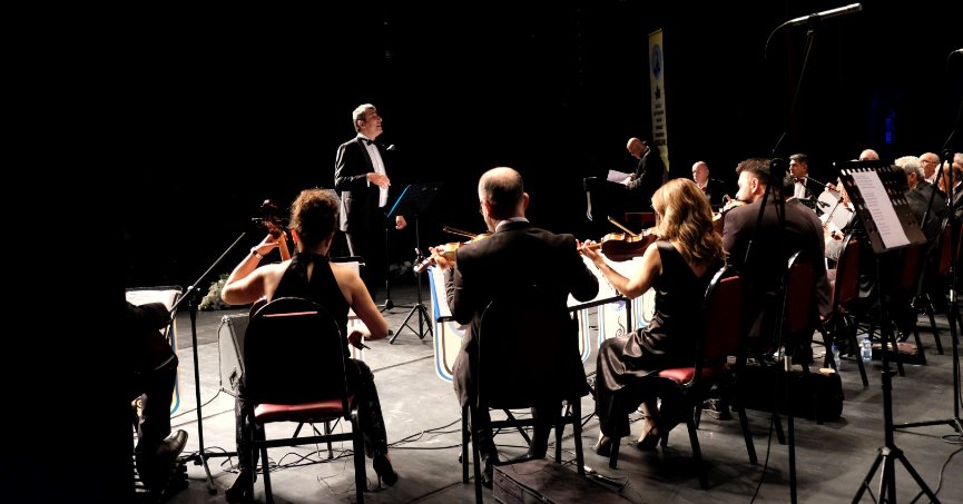 Büyükşehir TSM Korosu baharı şarkılarla karşıladı