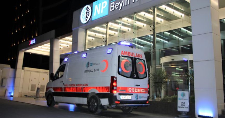  18 yaşındaki genç 9.kattan atladı!