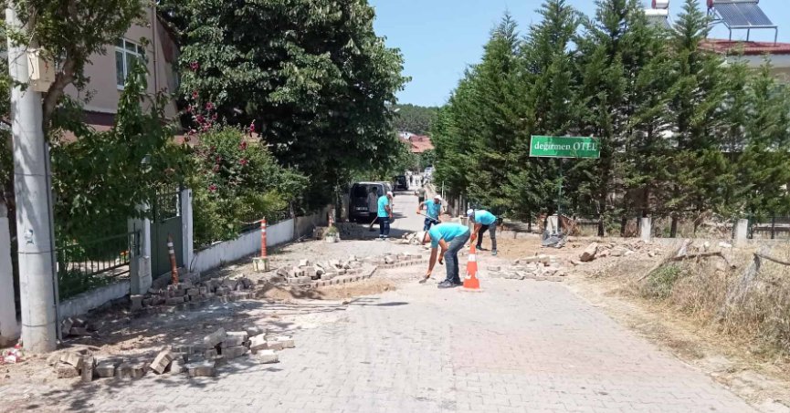 Turizm bölgelerinde parke yollar yenilendi