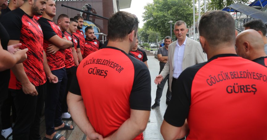 GÖLCÜKLÜ PEHLİVANLAR KIRKPINAR'A UĞURLANDI