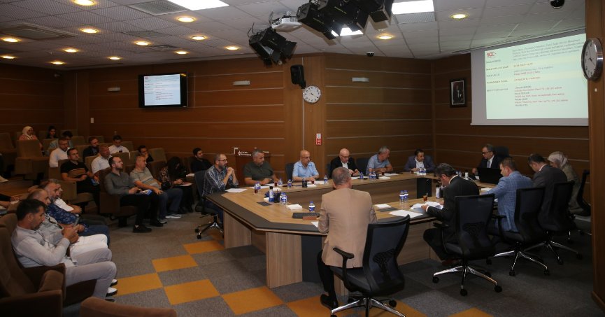 SEKA Semt Polikliniği yıkılıyor