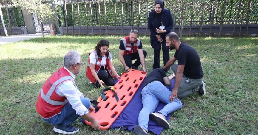 Afet İşleri personeline ilk yardım eğitimi