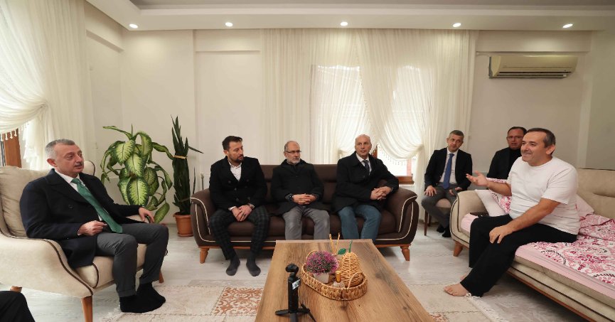 “BİZDE SADECE HİZMET VE SAMİMİYET VAR”