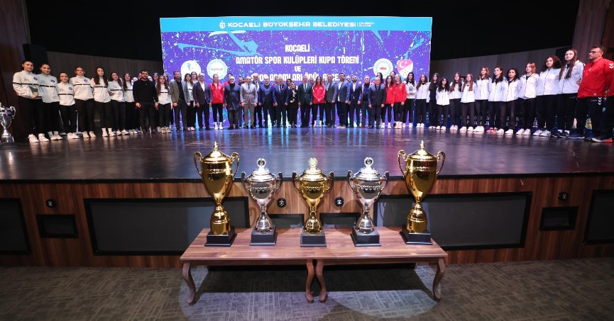 Amatörün yanında daima Büyükşehir var