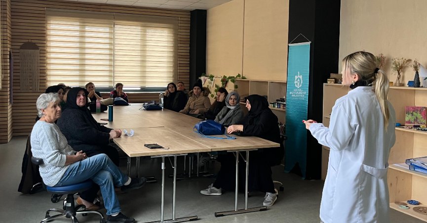 Anne Şehir Merkezi’nde akran zorbalığı eğitimi