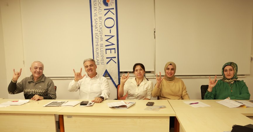 AMAÇ AYNI ANLAMI ÇIKARMAK