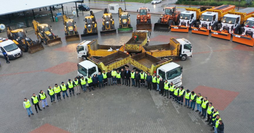 KARTEPE BELEDİYESİ YOĞUN KAR YAĞIŞINA KARŞI TEYAKKUZDA