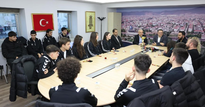 Başkan Gökçe, Şampiyonları Ağırladı