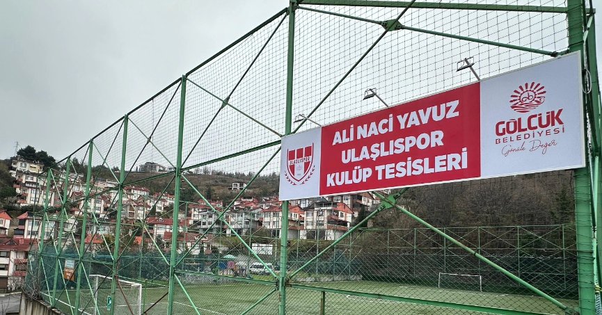 ALİ NACİ YAVUZ’UN İSMİ ULAŞLI’DA FUTBOL SAHASINA VERİLDİ