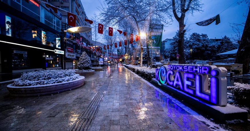 Dev yatırımlardan kartpostallık görüntüler