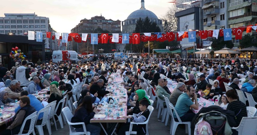 7’DEN 70’E RAMAZAN’IN RUHU YAŞANIYOR