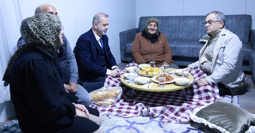 KO-MEK Hurması, Ayşe Teyze’ye yardım elini uzattı