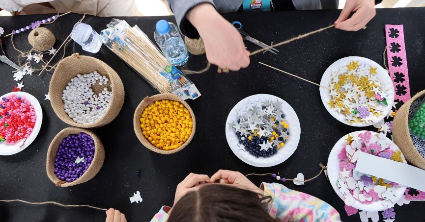 Bu atölyede her eser rüzgarla hayat buldu