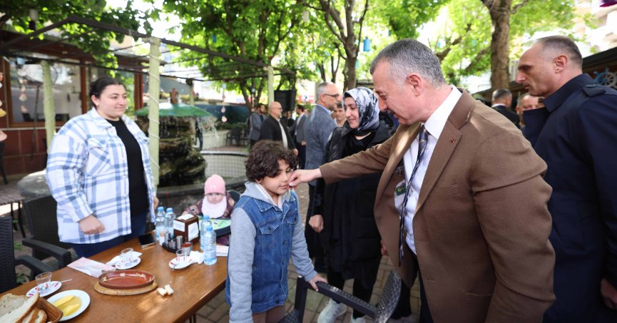 GEBZE’DE ESNAFLIK YAPAN KADINLARLA GÖRÜŞTÜ