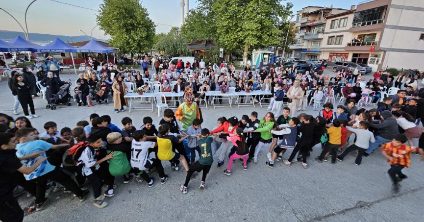 ULAŞLI'YI HIDIRELLEZ COŞKUSU SARDI