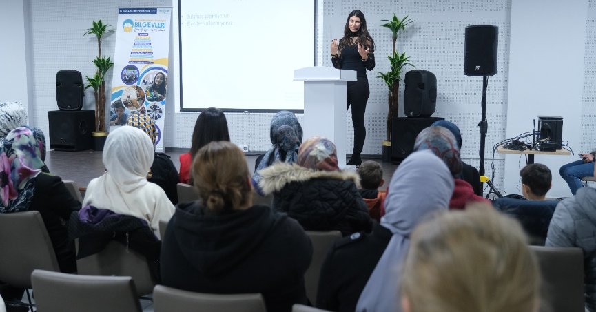 17 noktada 25.300 öğrenciye destek