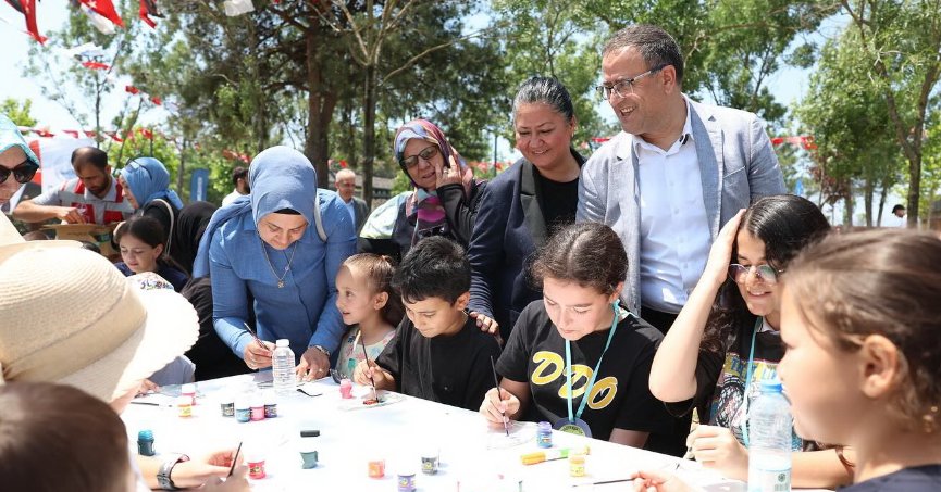 Derince’de Çevre Bilinci Şenliklerle Büyüyor