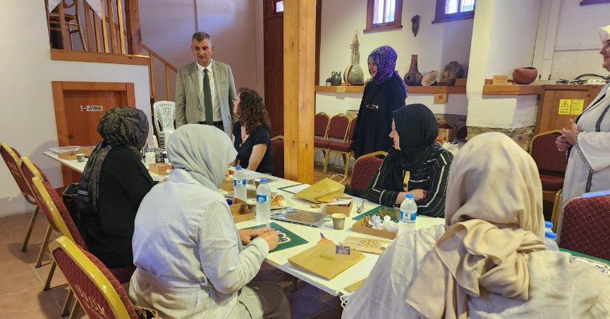 GÖLCÜK BELEDİYESİ GELENEKSEL SANATLARI YAŞATIYOR