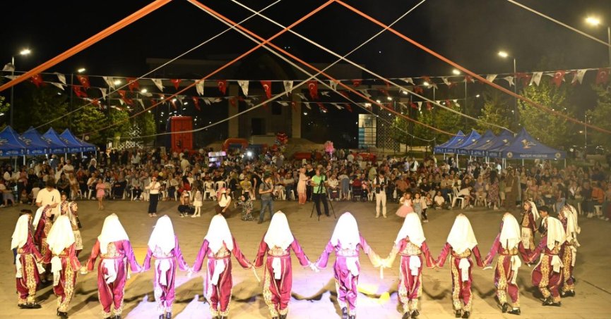 BALKAN RÜZGÂRI KARTEPE’DE ESTİ