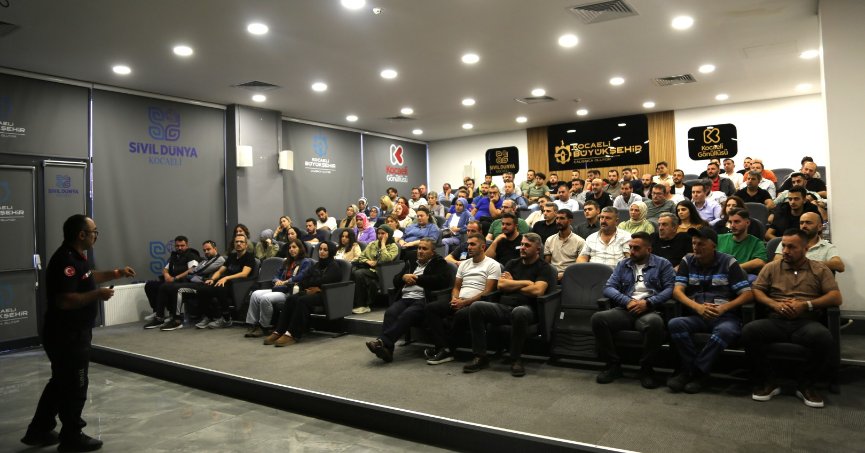 GÜVENLİK, ÖNCELİKLİ KONULAR ARASINDA