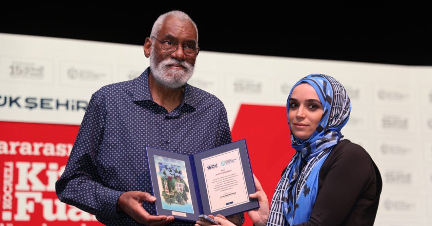 “Yazdıklarım siz okuyunca tamamlanıyor”